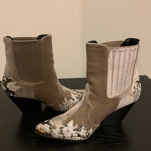 Cowboy/Chelsea boots